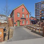 Apartment Totalapartments Shipyard *
